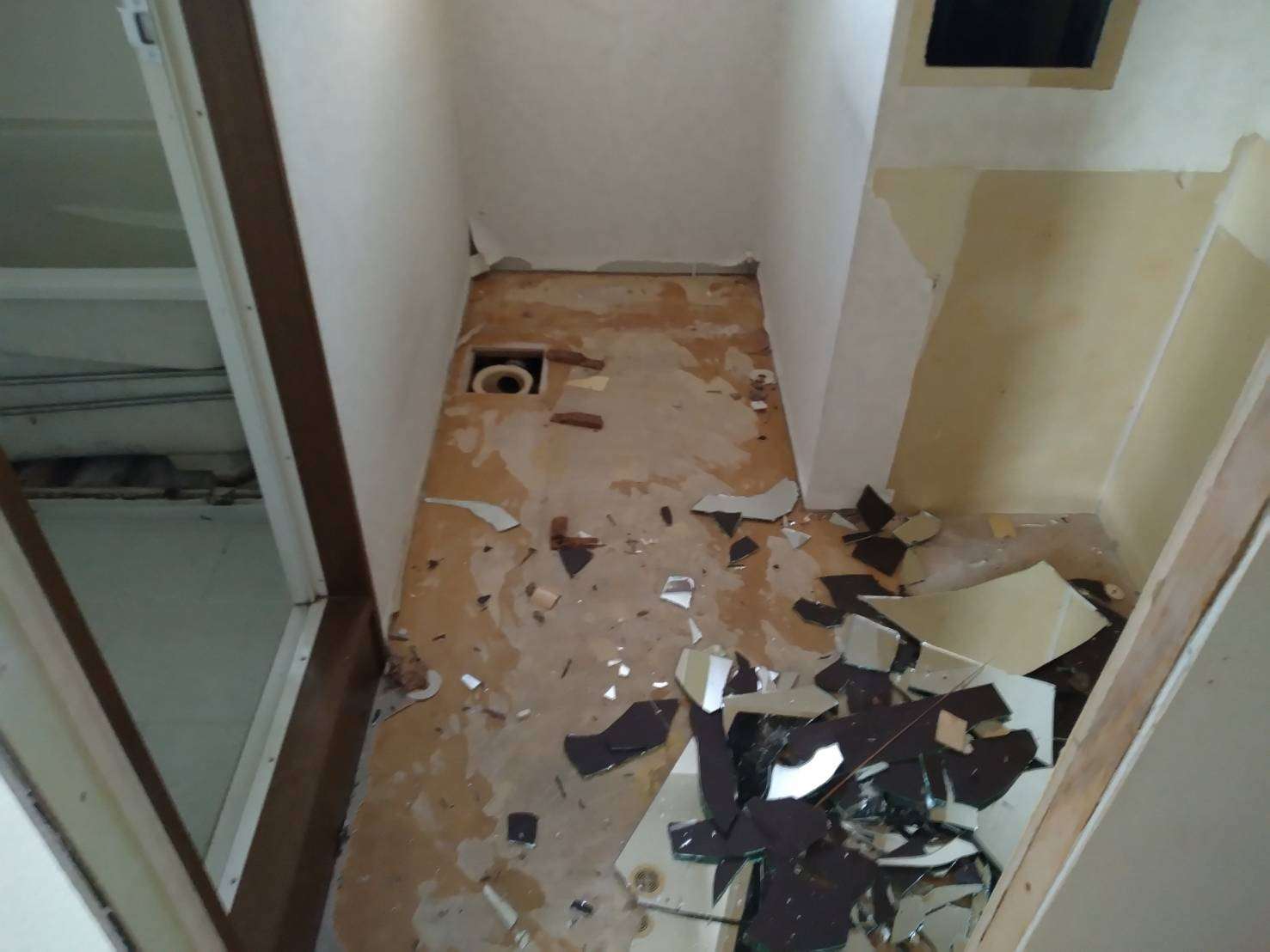 千葉県我孫子市にてリフォーム工事中です^^